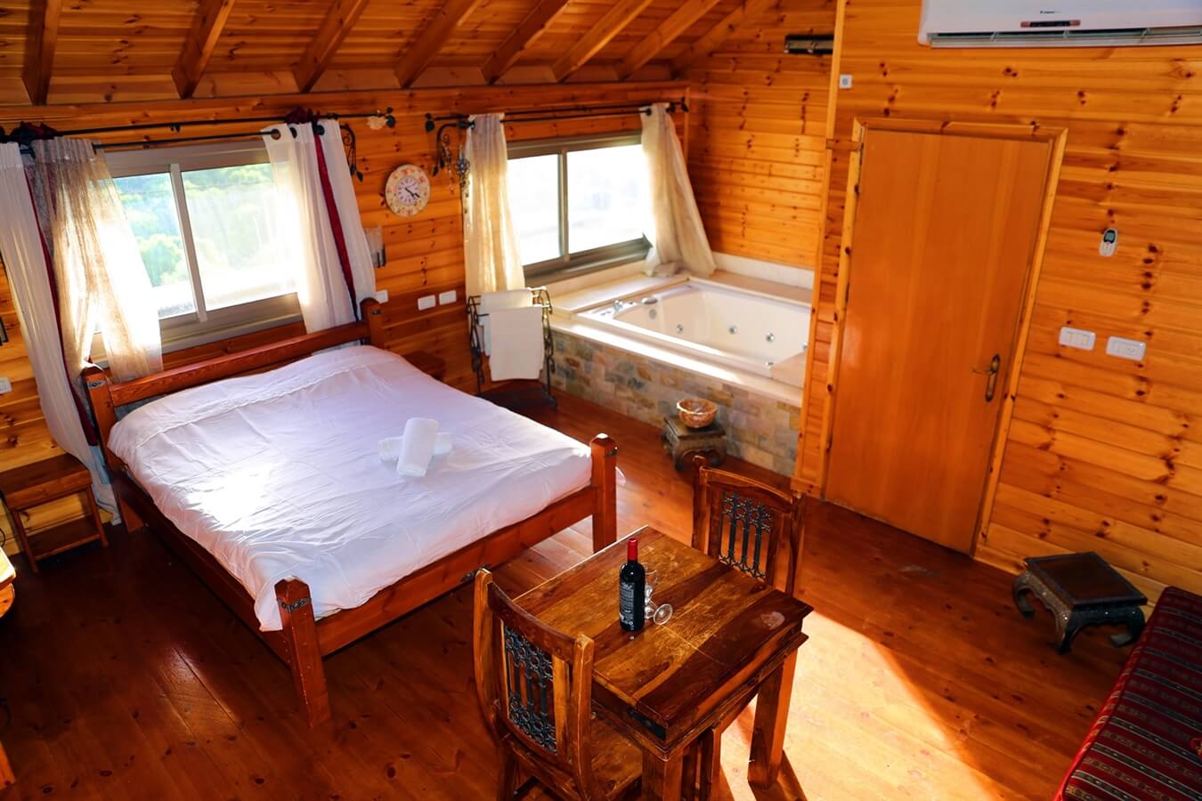 תמונה שצולמה ביחידות סגולה - 1 תמונה של יחידות סגולה - 1