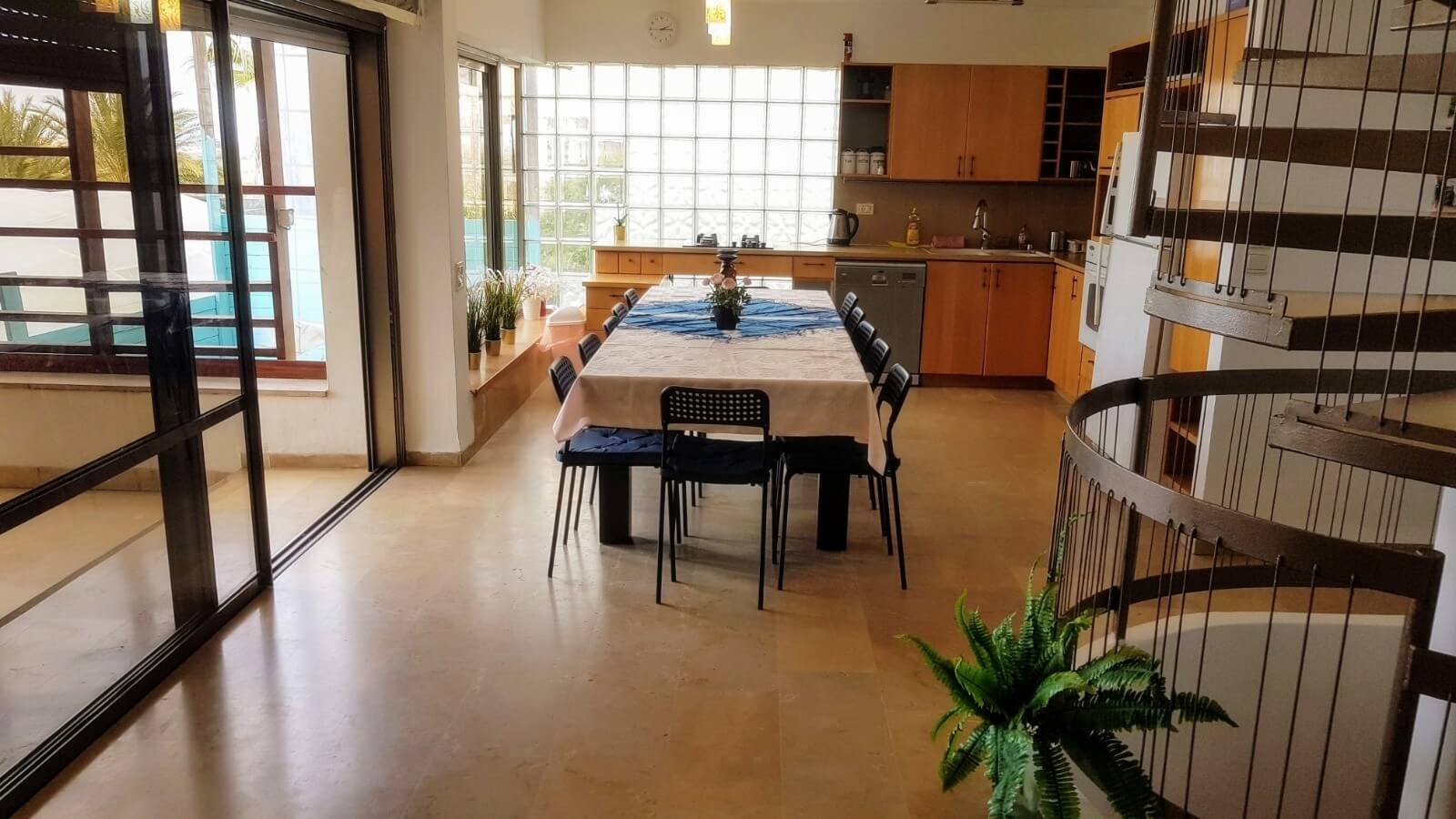 תמונה של פנים הוילה - 3