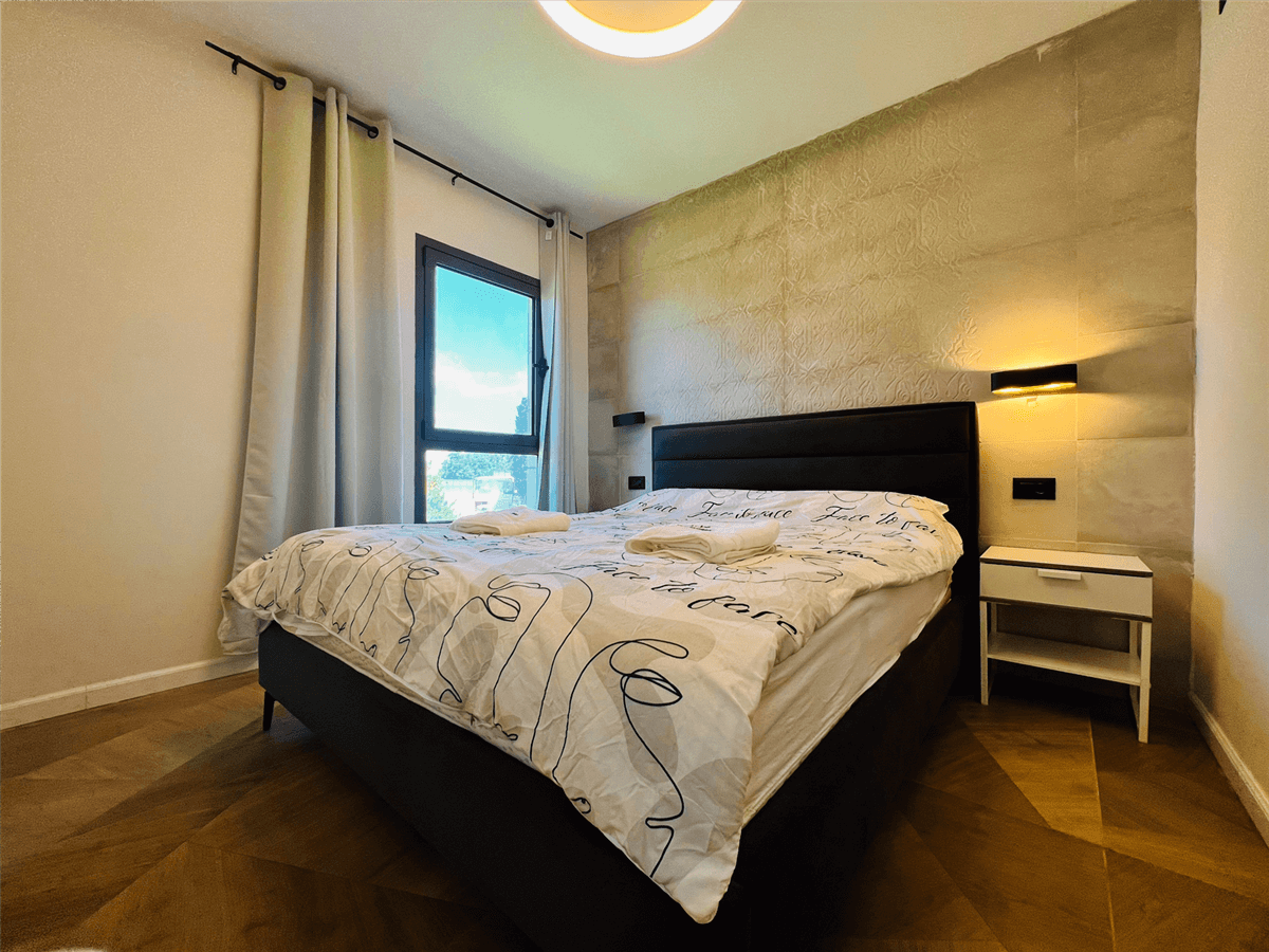 תמונה של דירה עם מרפסת - 8