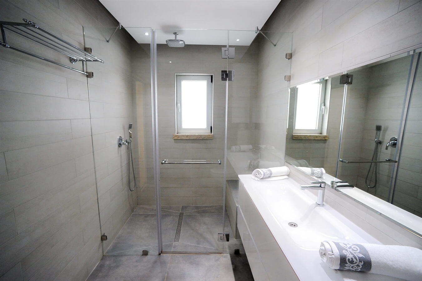 תמונה של החדרים בוילה - 4