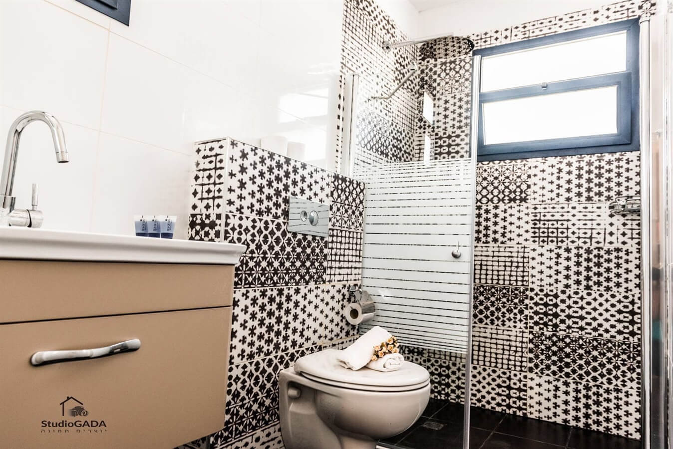 תמונה של סוויטה 3 - 7