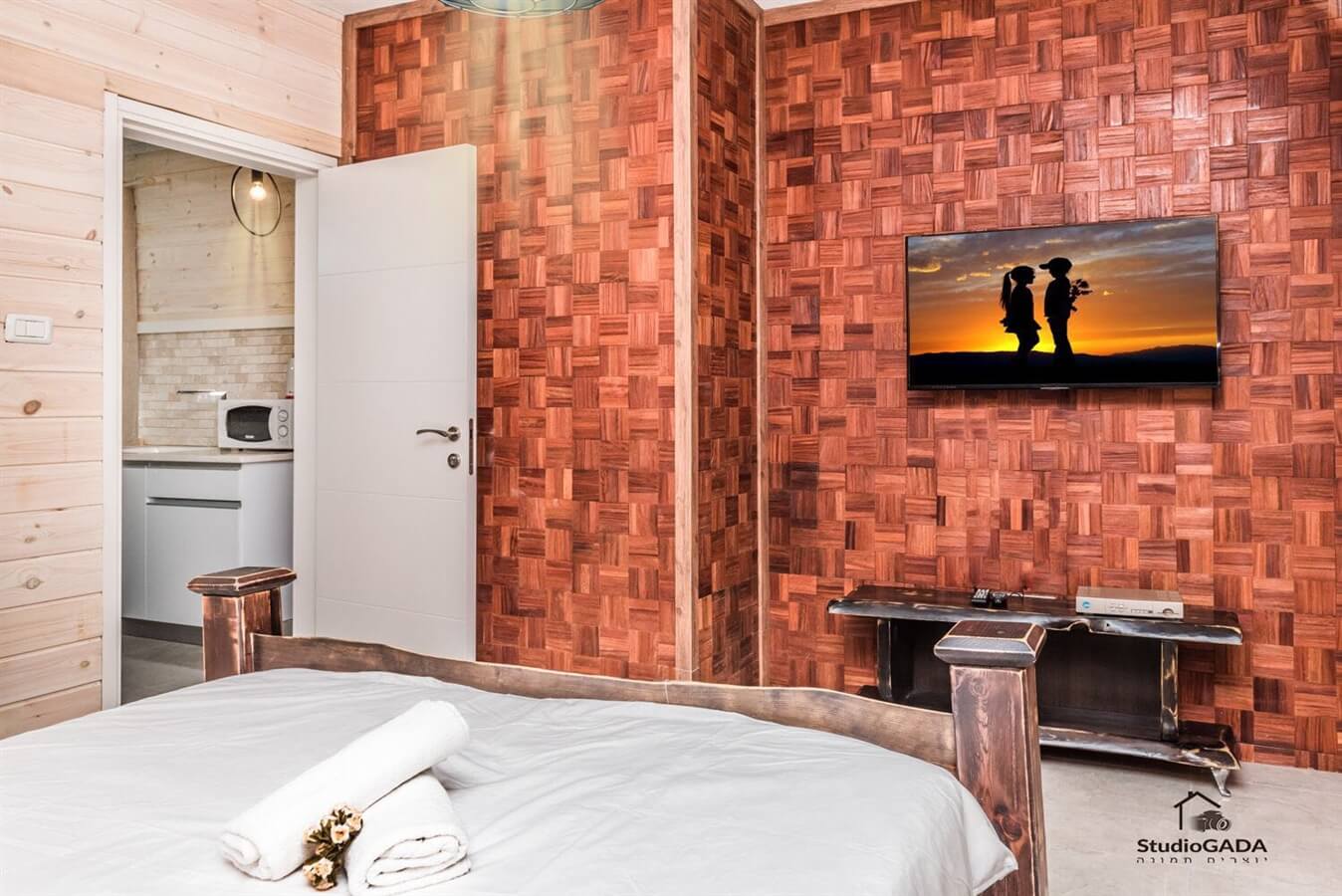 תמונה של סוויטה 3 - 6