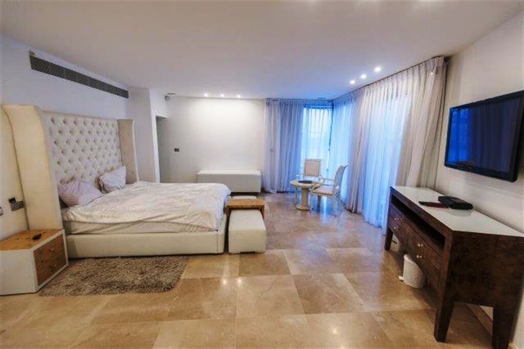 תמונה של פנים הוילה - 3