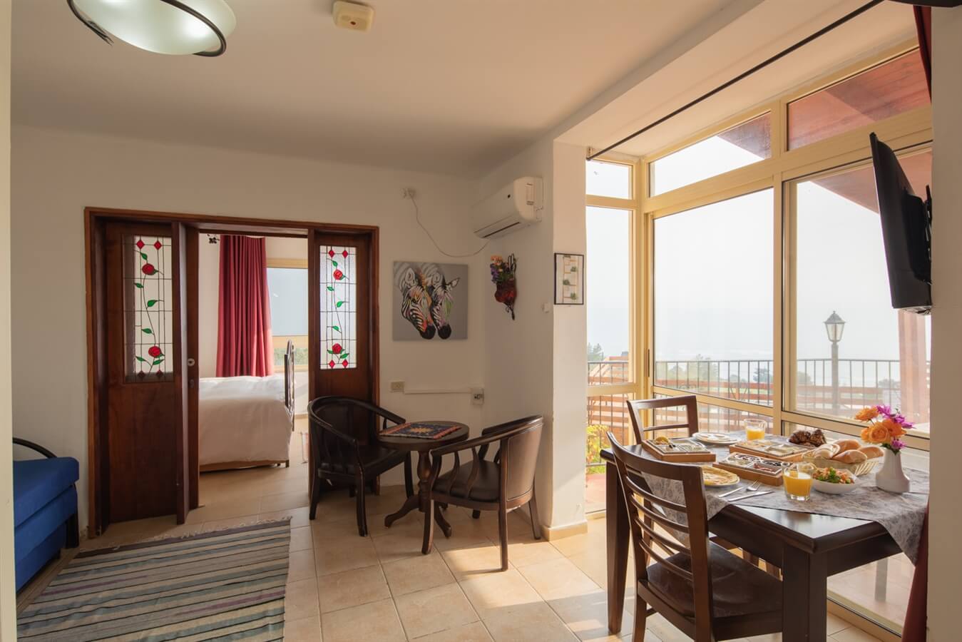 תמונה של נוף לאגם - 1 תמונה של נוף לאגם - 1