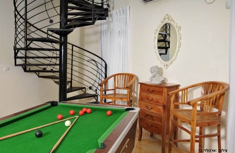 תמונה של וילה- 8 חדרים - 8