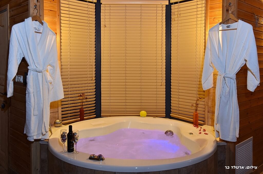 תמונה של הבקתות הרומנטיות - 3 תמונה של הבקתות הרומנטיות - 3