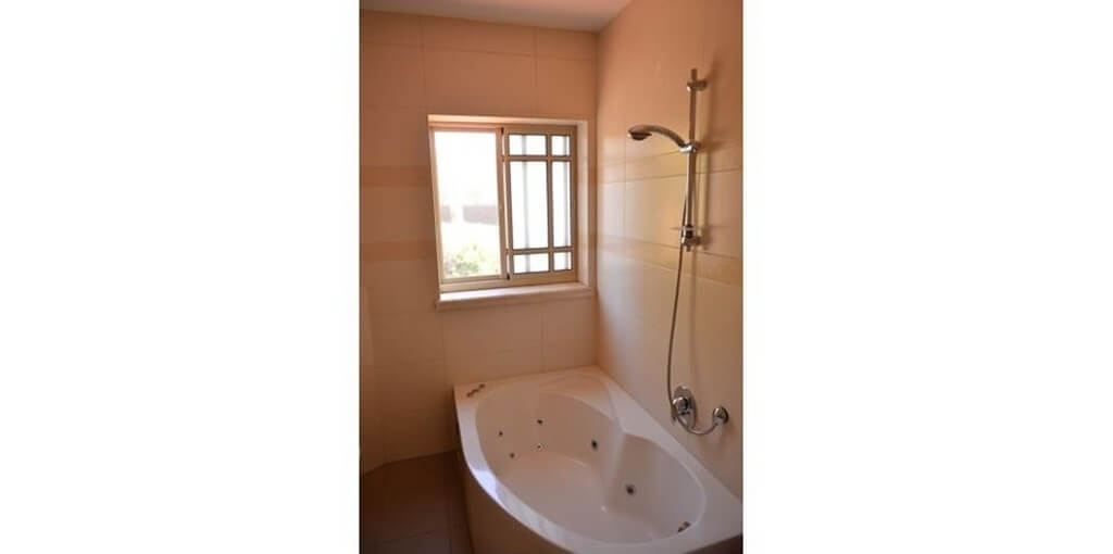 תמונה של המשפחתית - 6