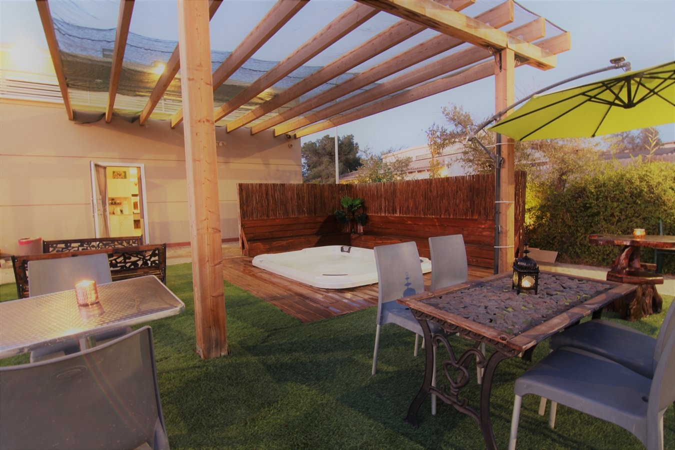 תמונה של כל המתחם - 6