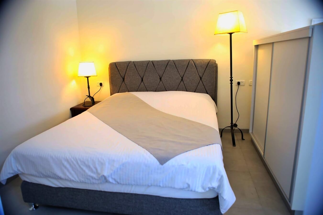 תמונה של חדרי האירוח - 2