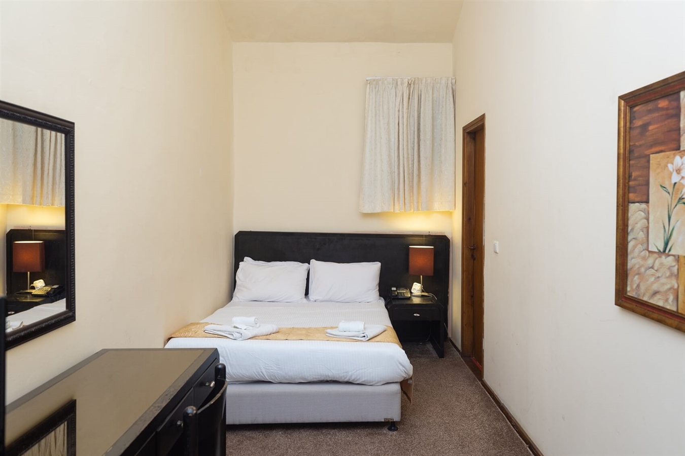 תמונה של יחיד מוזל - 3