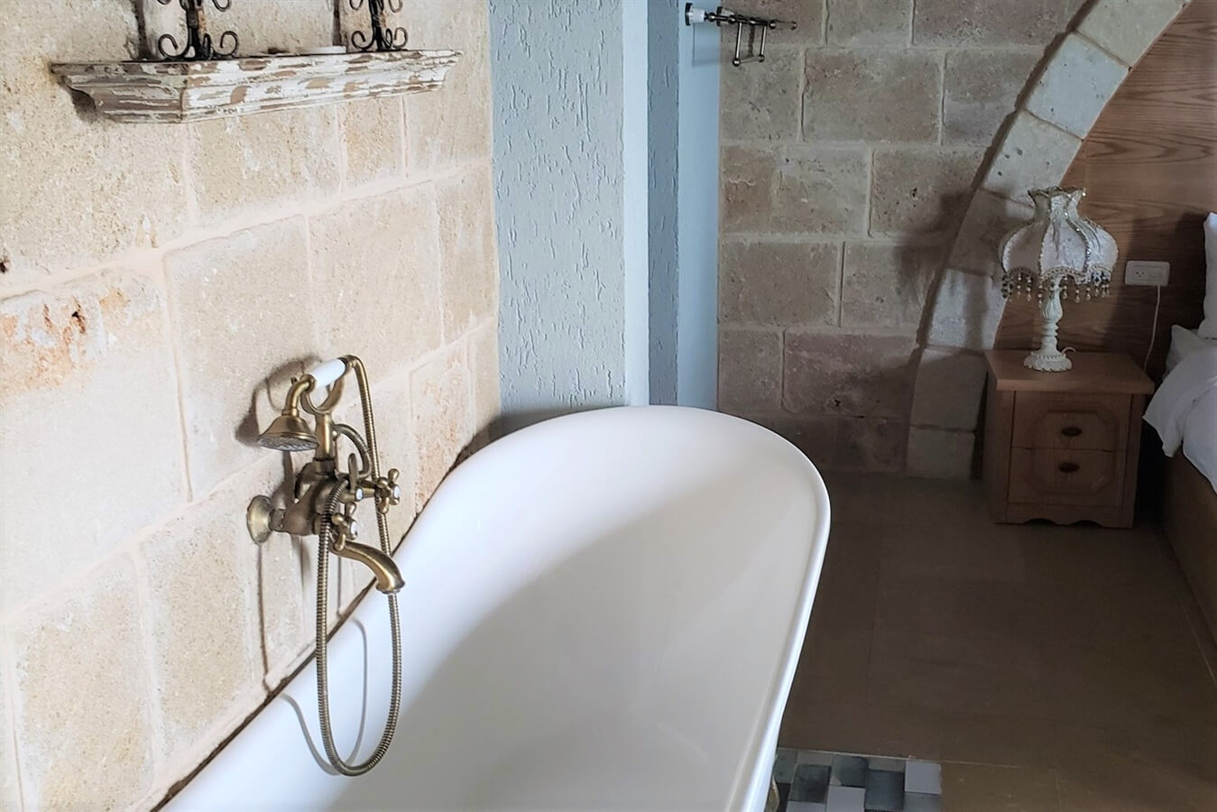 תמונה של פרימיום מרפסת לנוף - 3