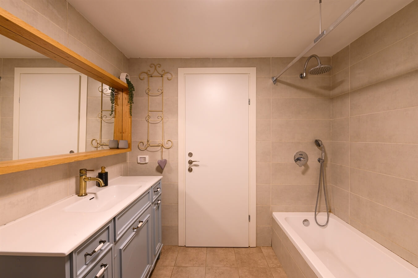 תמונה של יחידה משפחתית - 22