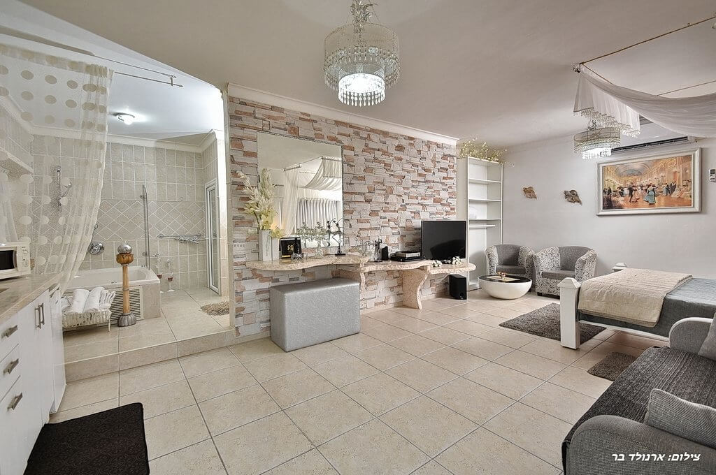 תמונה של סוויטה 2 - 8