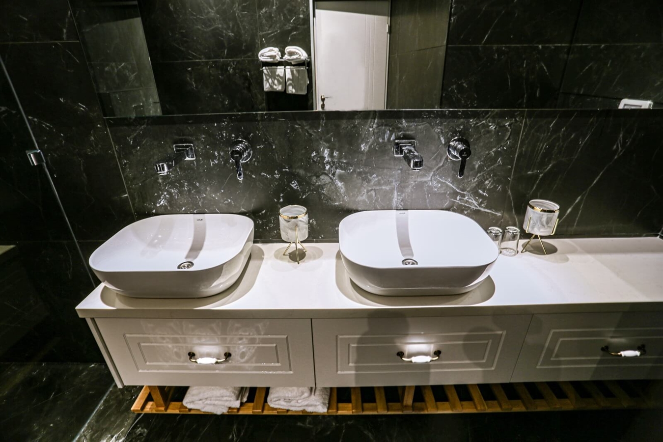 תמונה של סוויטה מלכותית - 7 תמונה של סוויטה מלכותית - 7