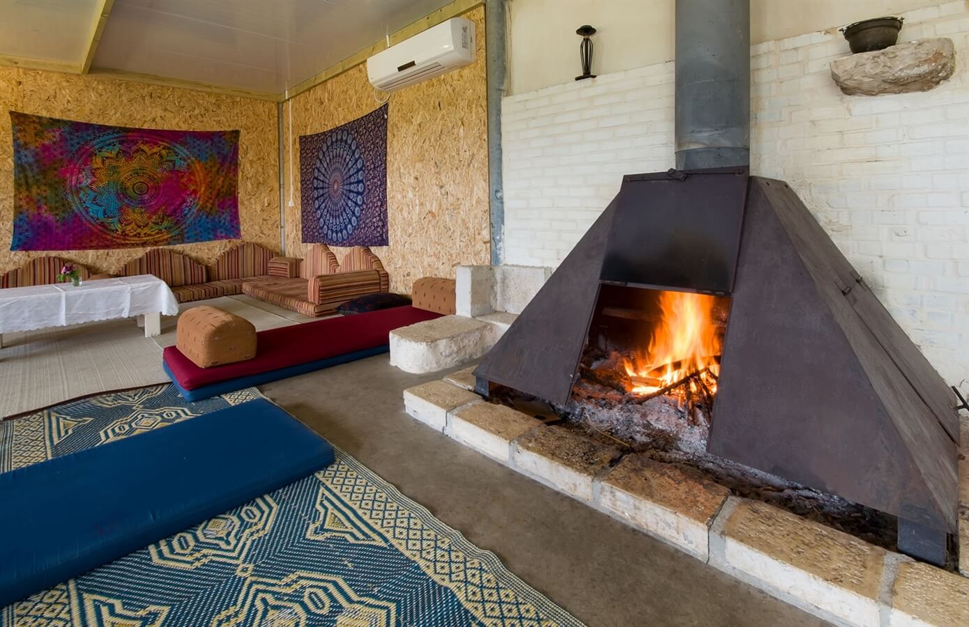 תמונה של החאן - 2