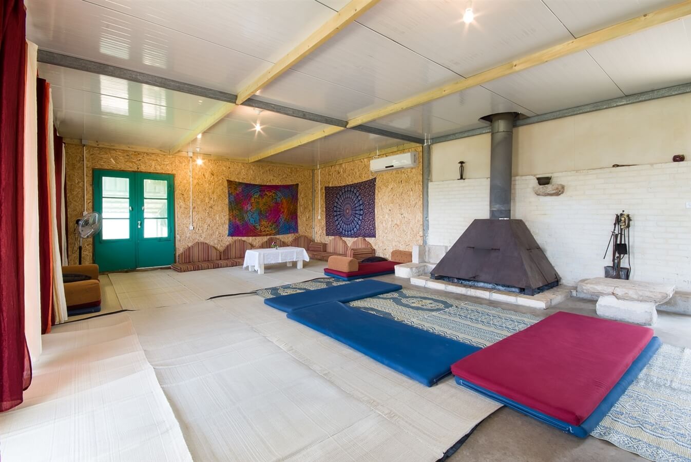 תמונה של החאן - 11