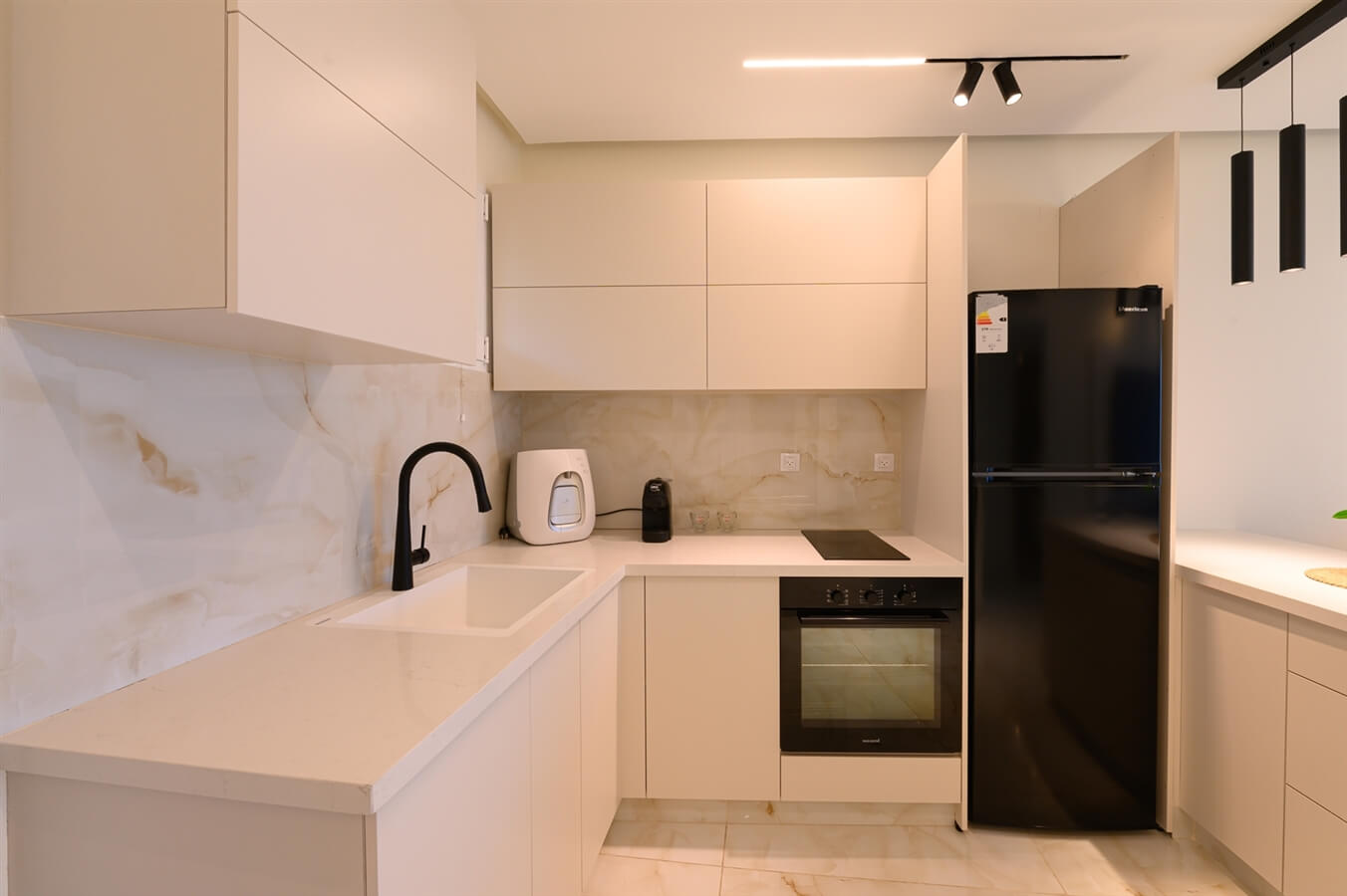 תמונה של B212 - 3