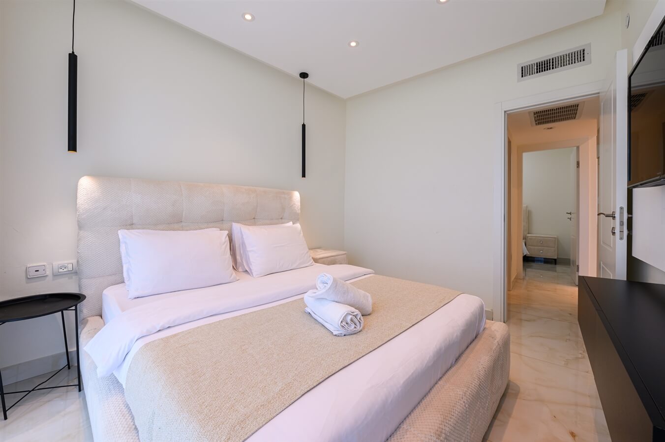 תמונה של B212 - 8