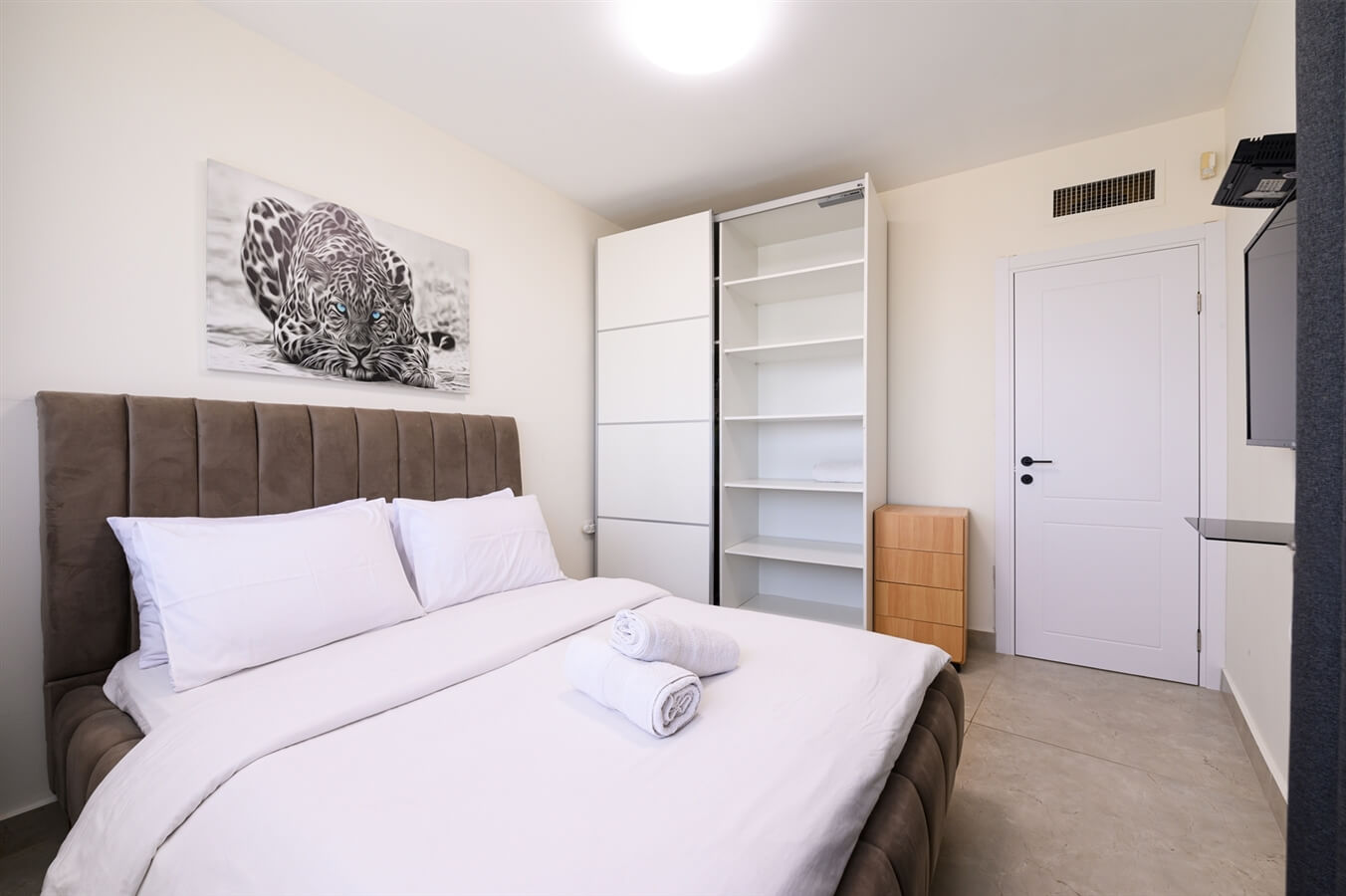 תמונה של H303 - 9