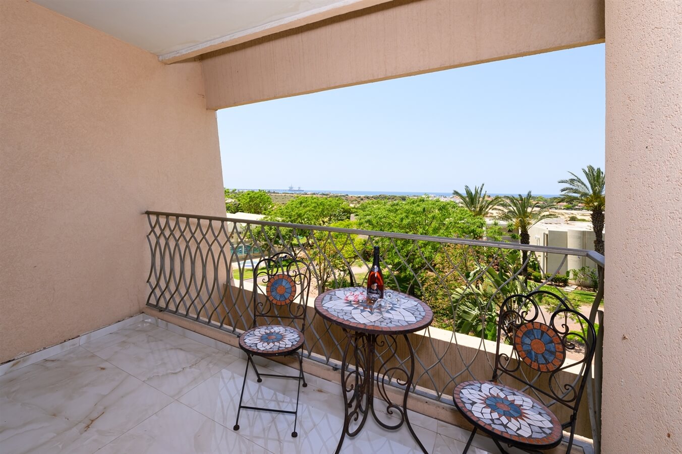 תמונה של B212 - 15