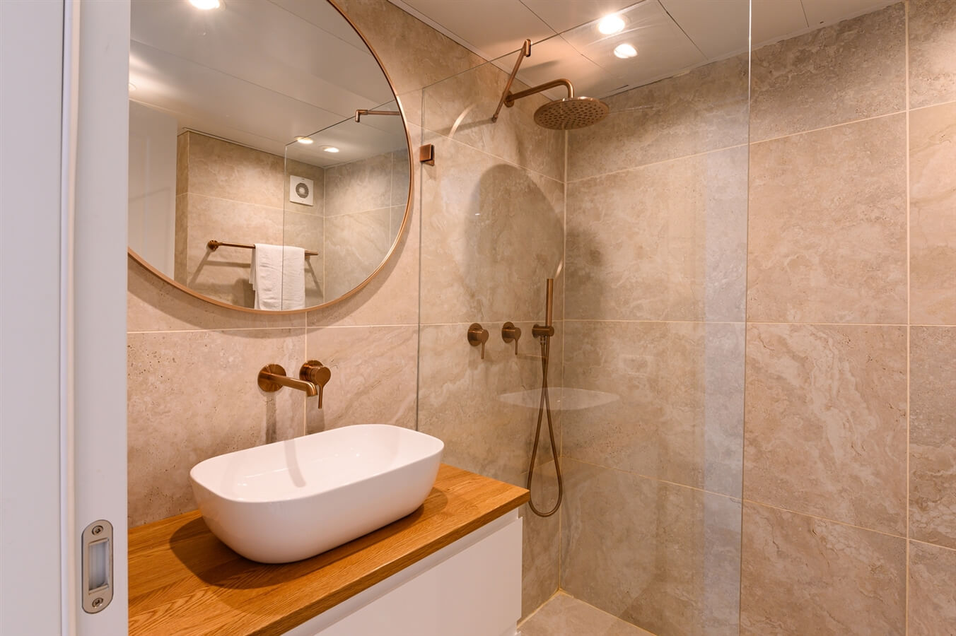 תמונה של B212 - 12