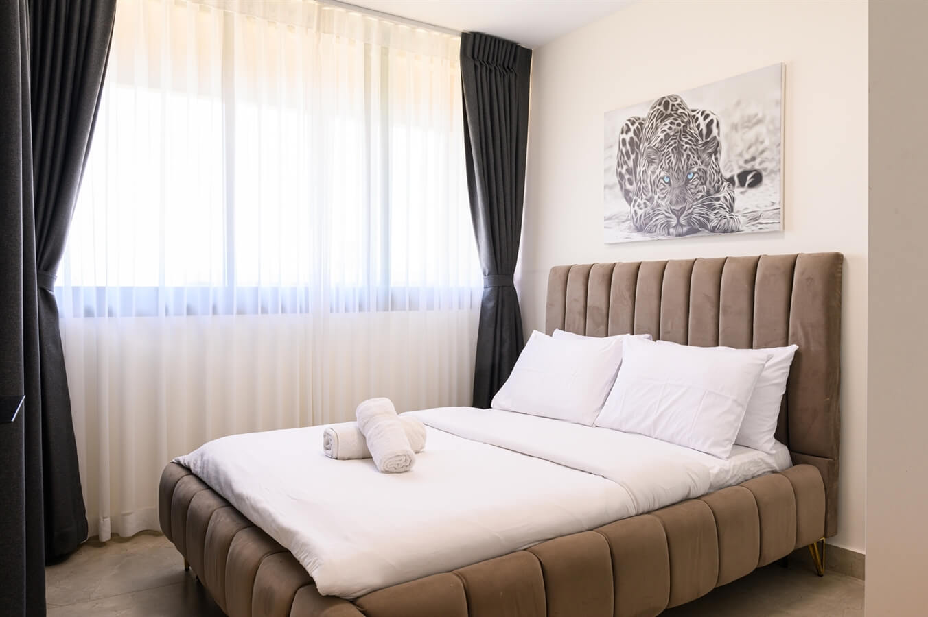 תמונה של H303 - 6