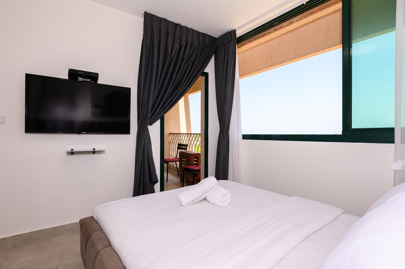 תמונה של H303 - 8