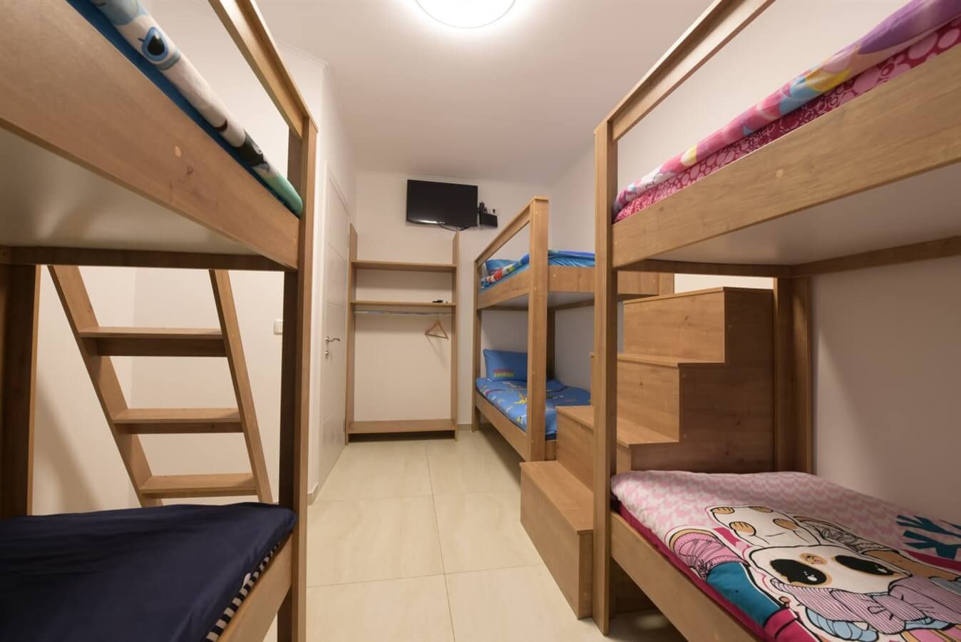 תמונה של המשפחתית - 2