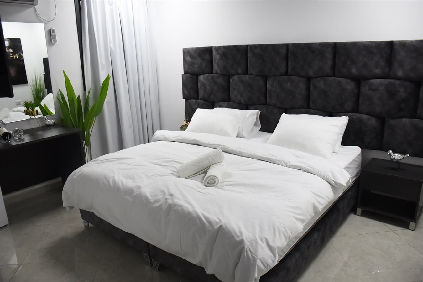 תמונה של היחידות - 2