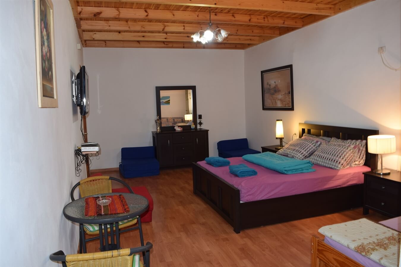 תמונה של חדרי האירוח - 6