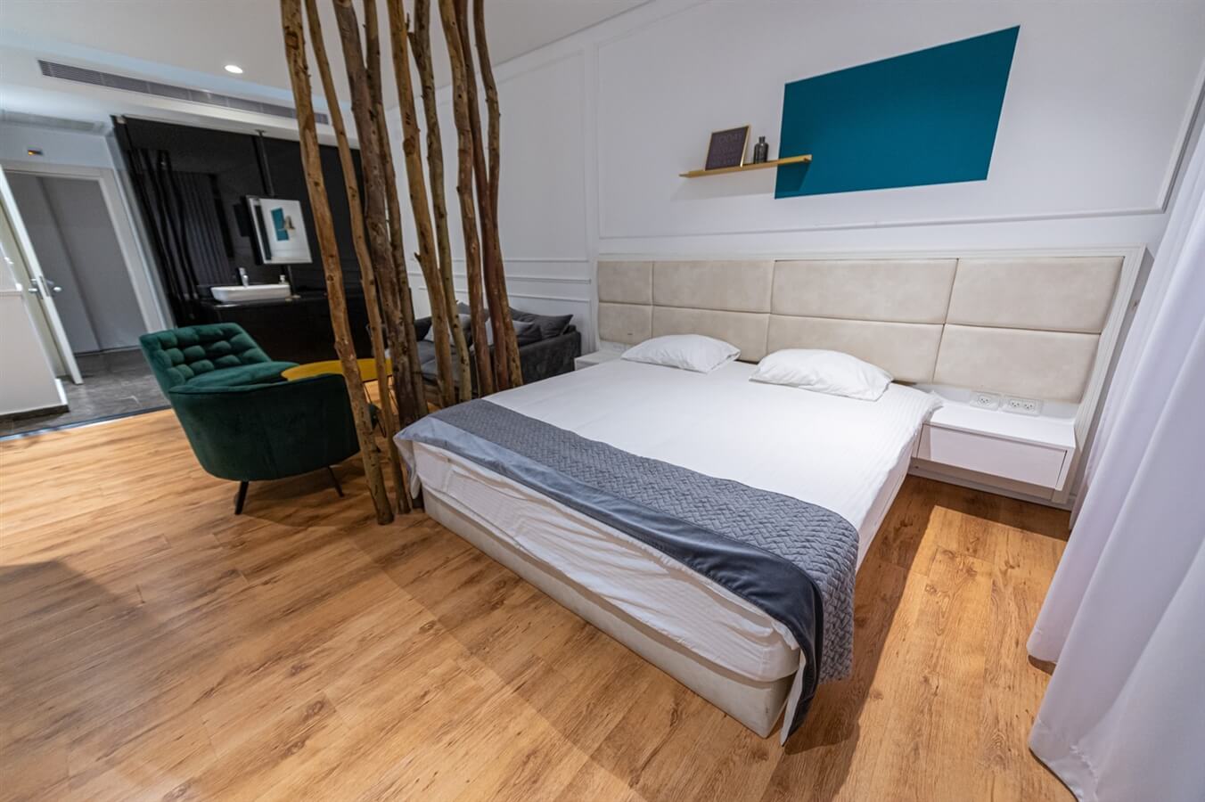 תמונה של סוויטה E - 2