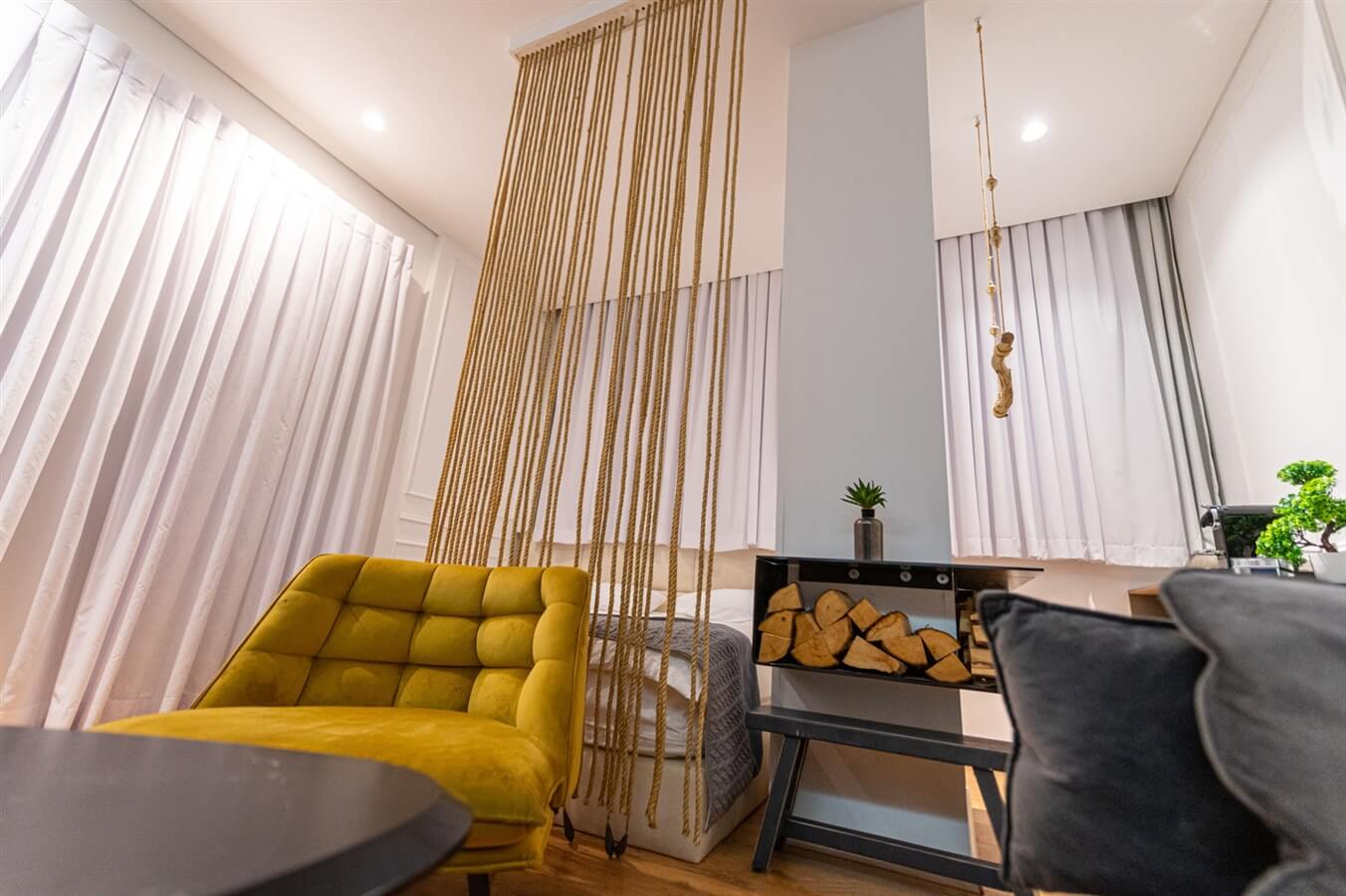 תמונה של סוויטה F - 4