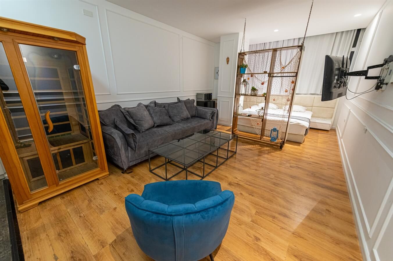 תמונה של סוויטות W - 6