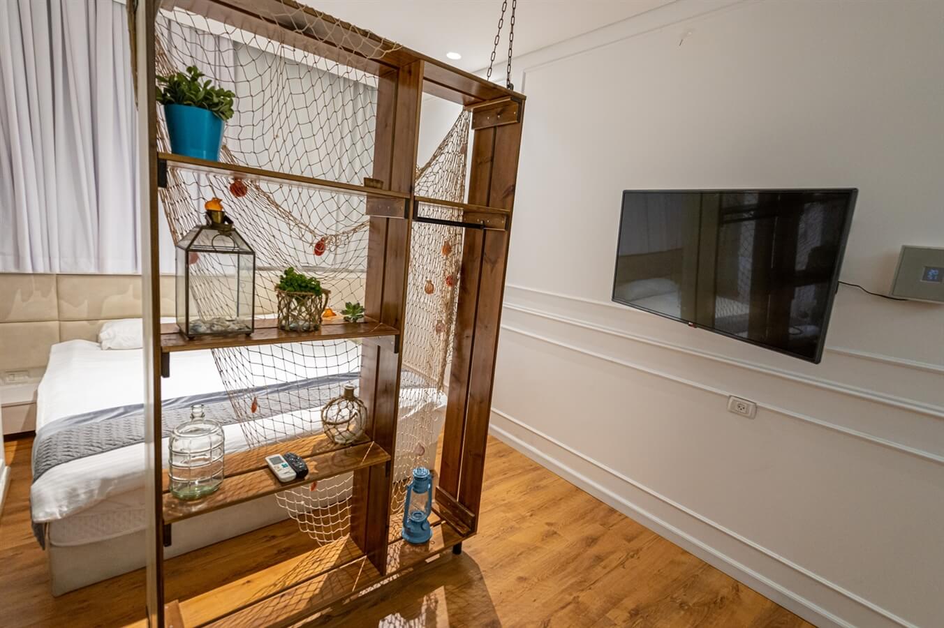 תמונה של סוויטות W - 10