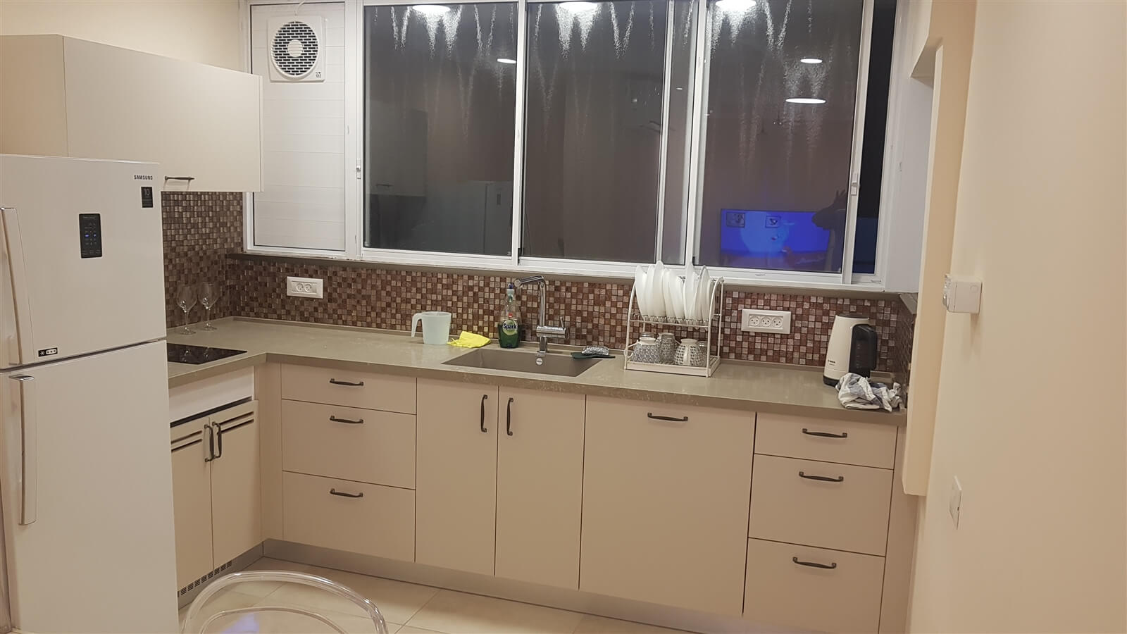 תמונה של דירה 2 - 2 חדרים - 4