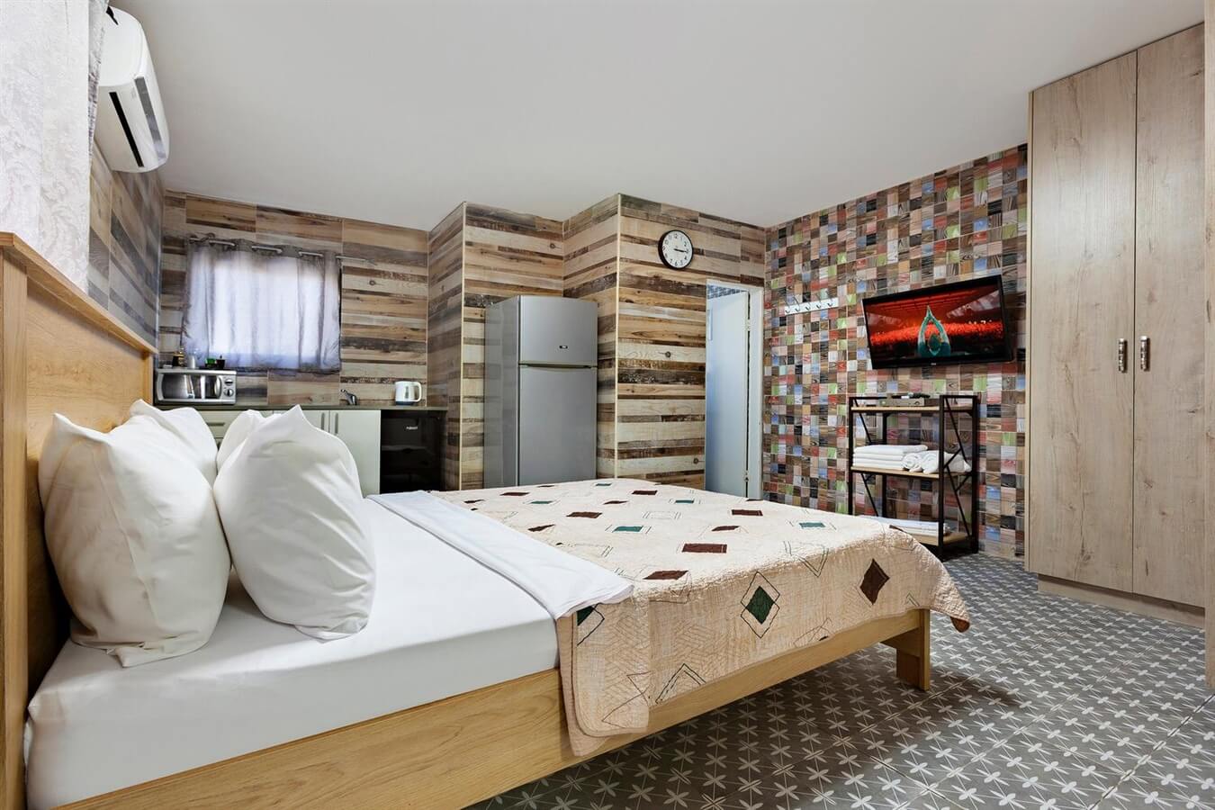 תמונה של הלופט - 5