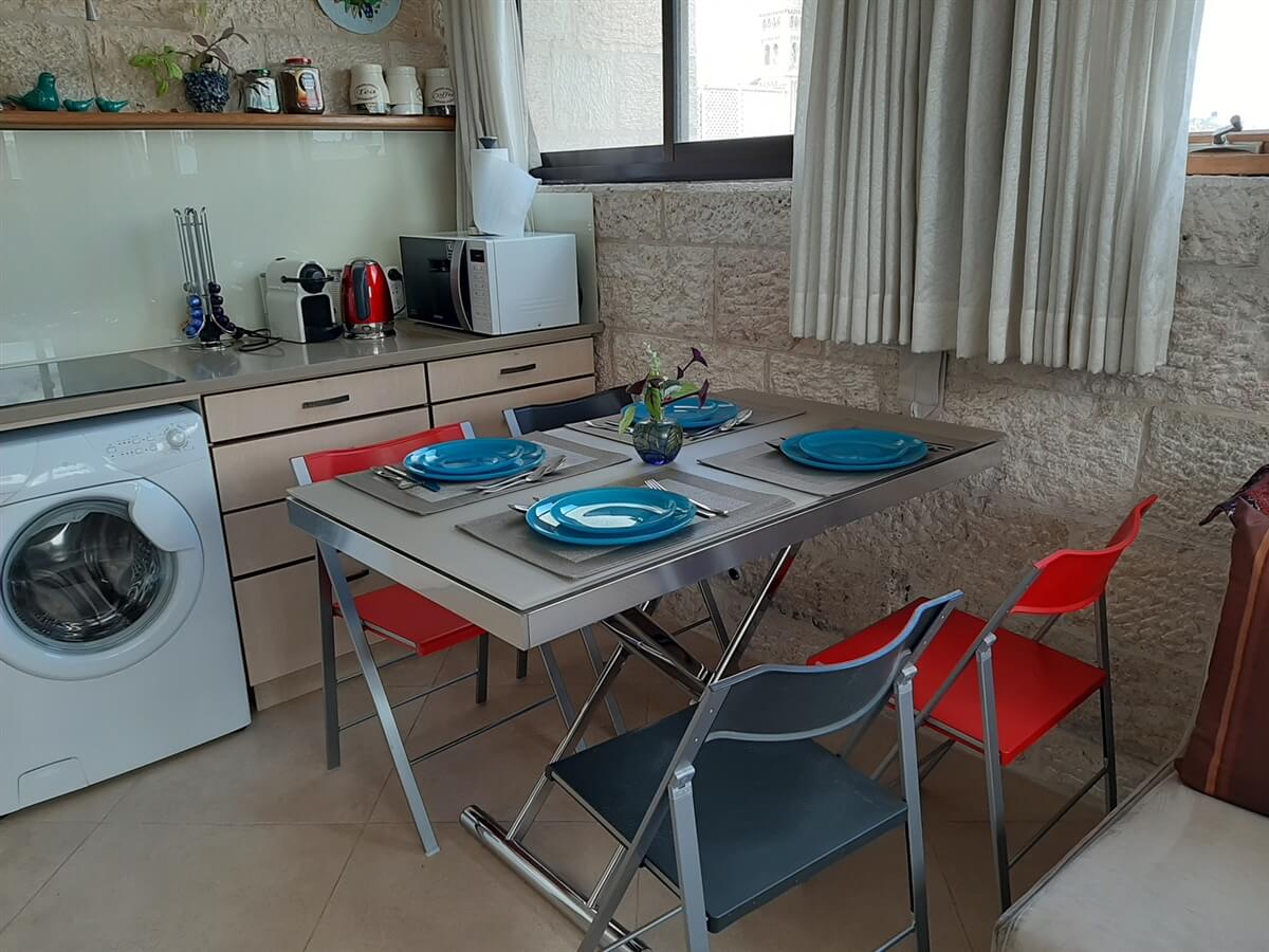 תמונה של היחידה - 8