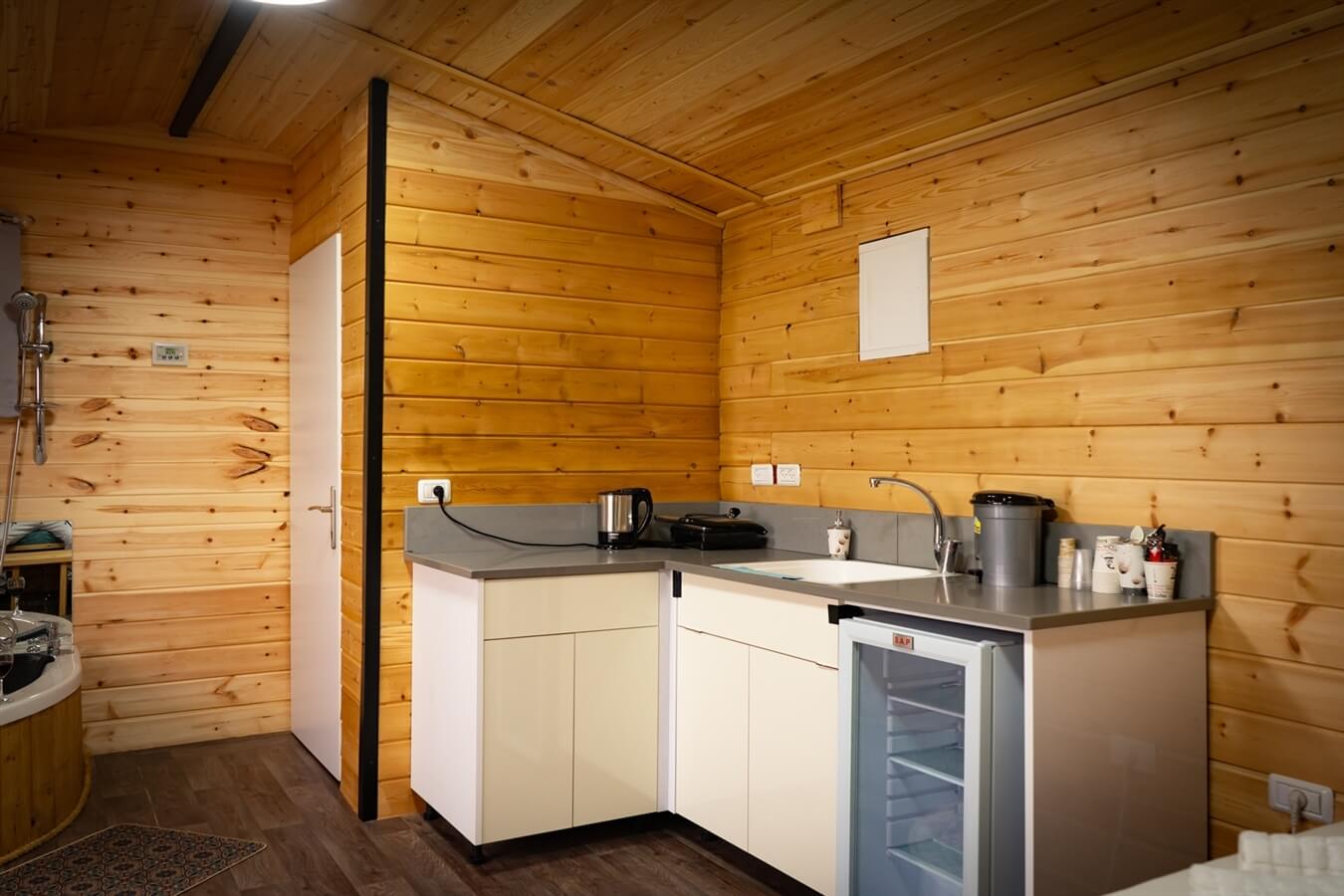 תמונה של בקתות העץ + ג'קוזי - 5