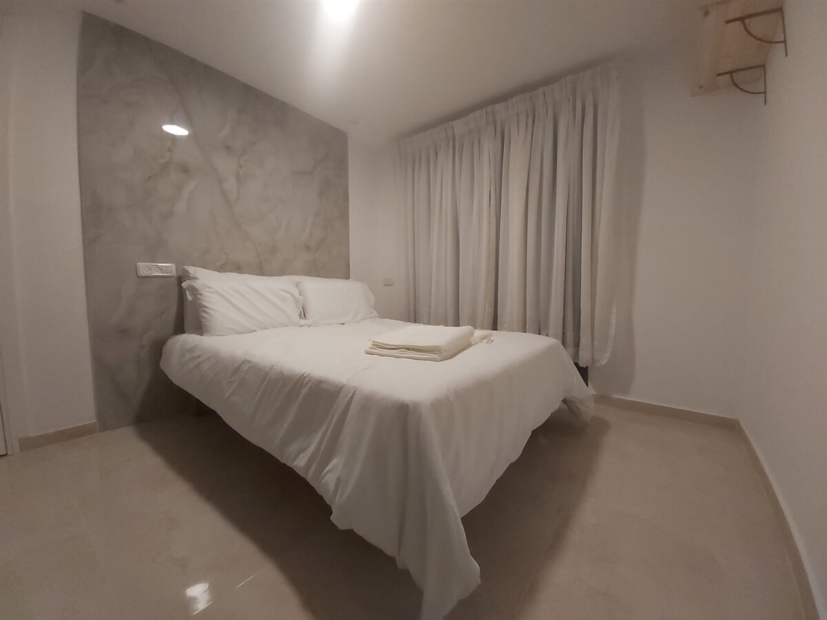 תמונה של אלמוג - 3