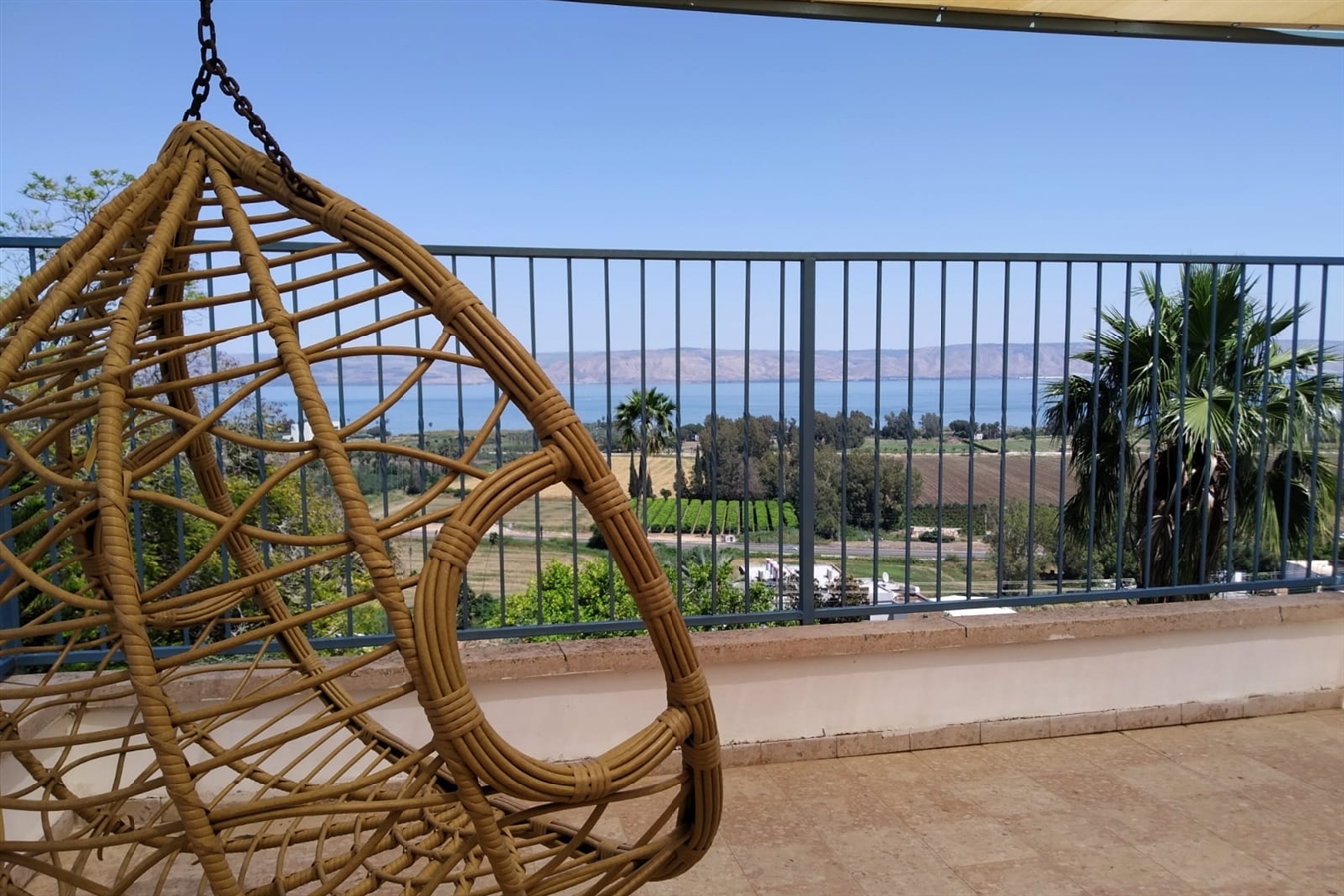 תמונה שצולמה בבין תכלת ללבן - 1 תמונה של בין תכלת ללבן - 1