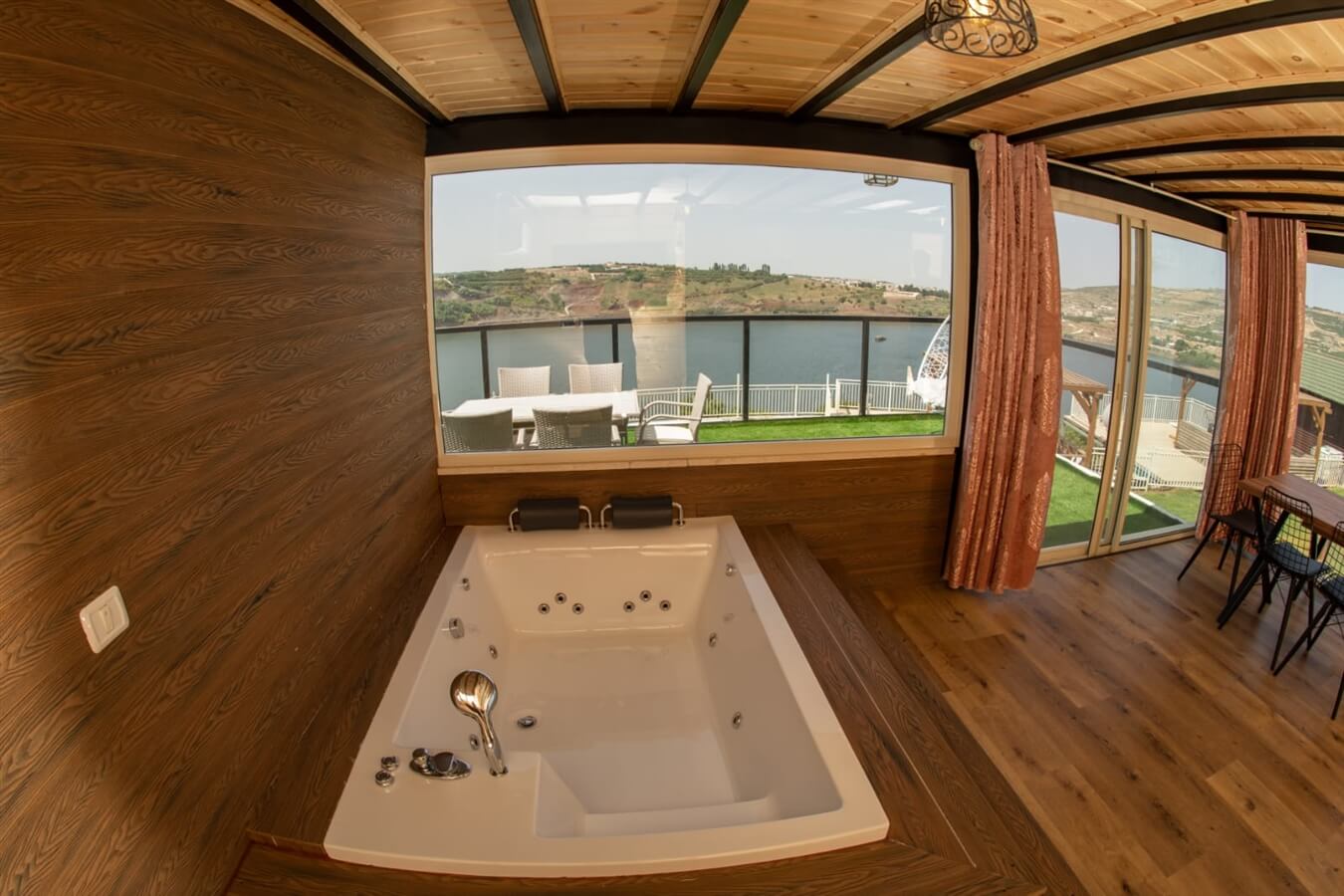 תמונה של בקתת VIP - 3