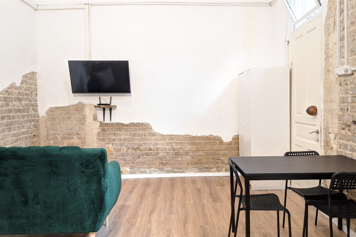 תמונה של התל אביבית האינטימית - 9 תמונה של התל אביבית האינטימית - 9