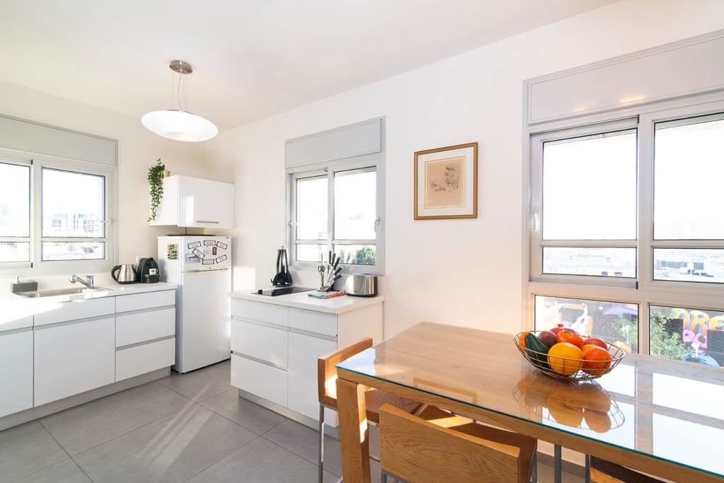 תמונה של התל אביבית הקלאסית - 2 תמונה של התל אביבית הקלאסית - 2