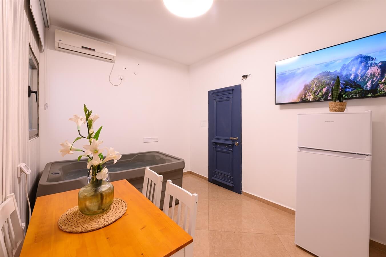 תמונה של סוויטת סילבר - 9