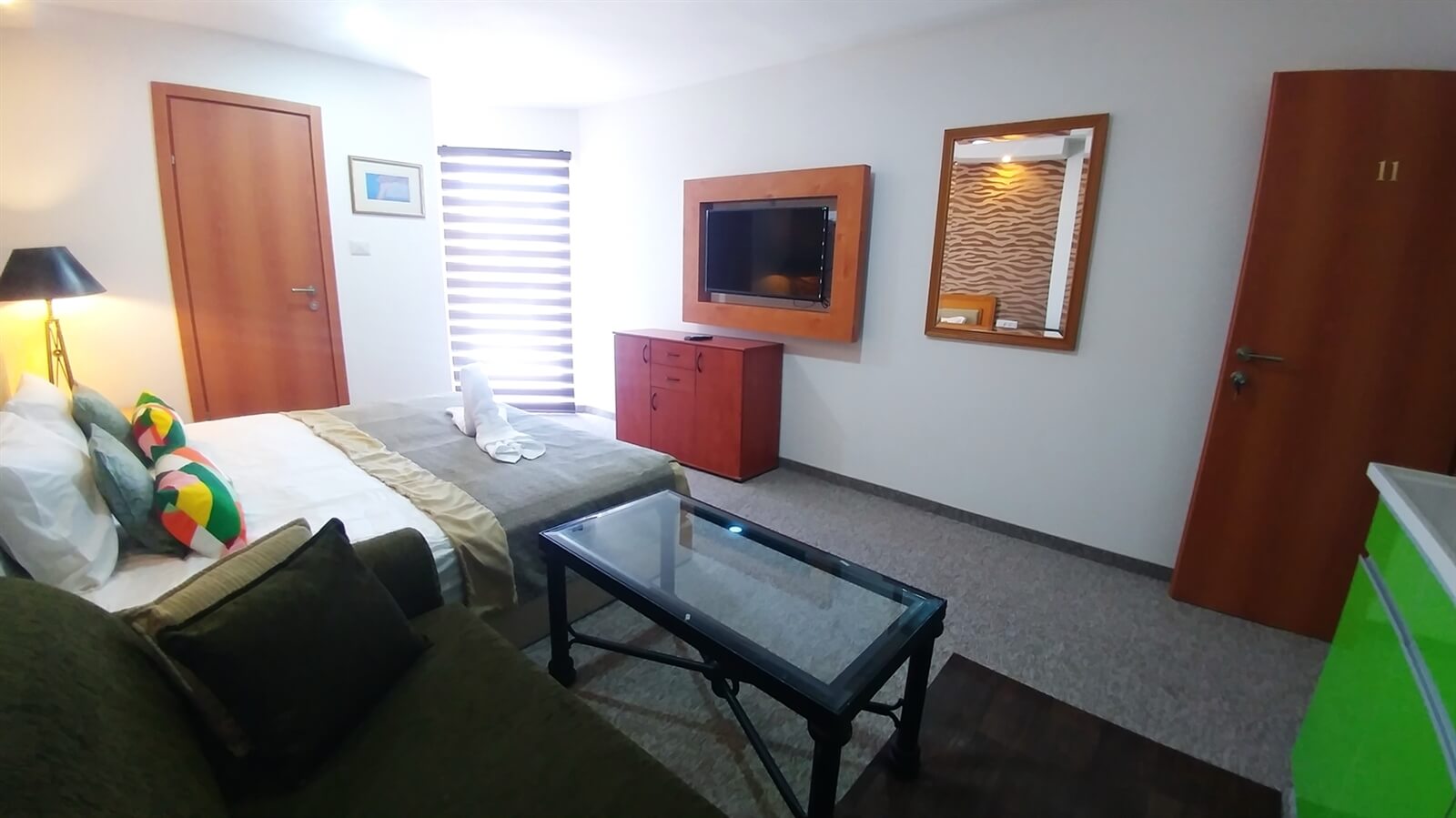 תמונה של סטודיו עם מרפסת - 7