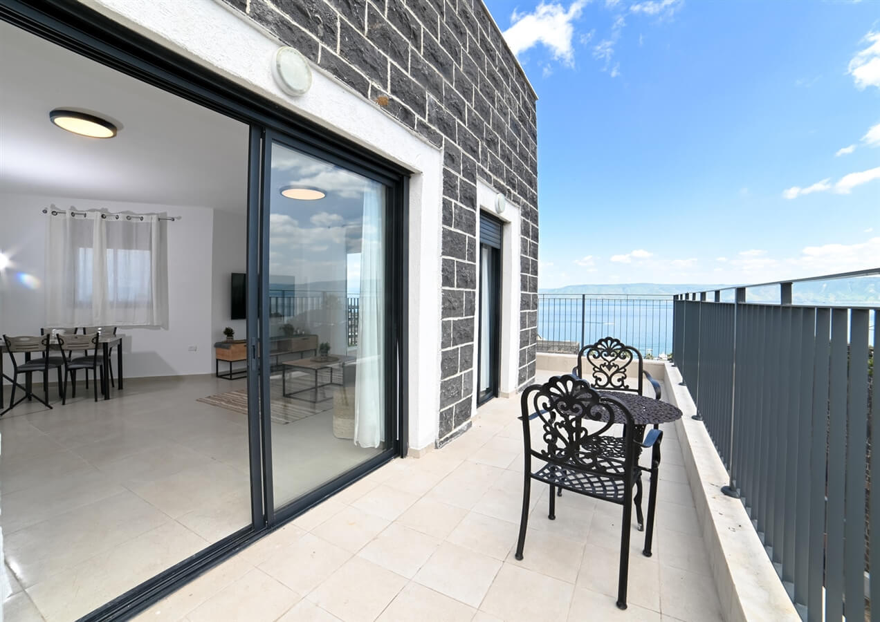 תמונה של דירת 4 חדרים-sea view - 2