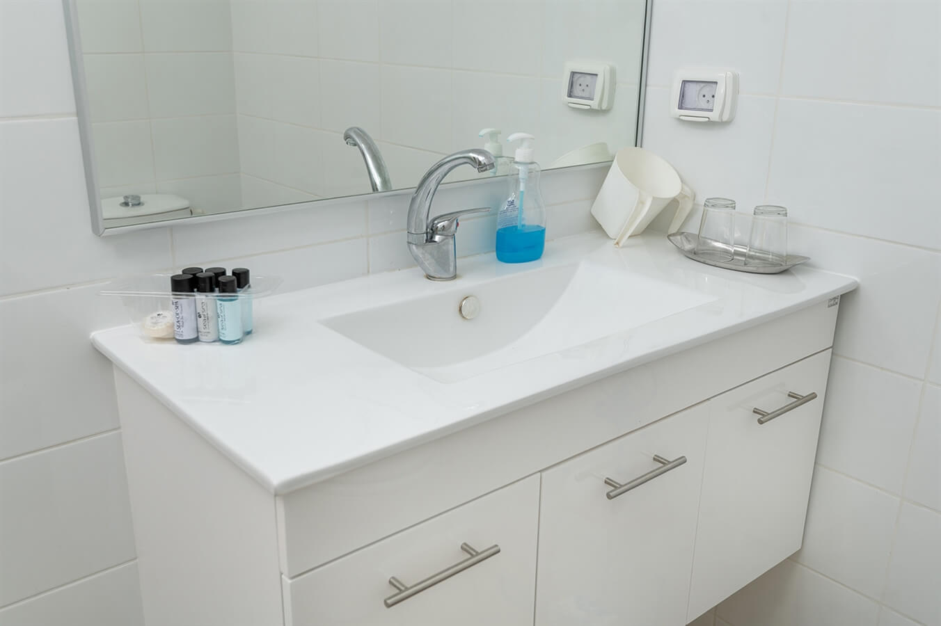 תמונה של מול הבוסתן - 7