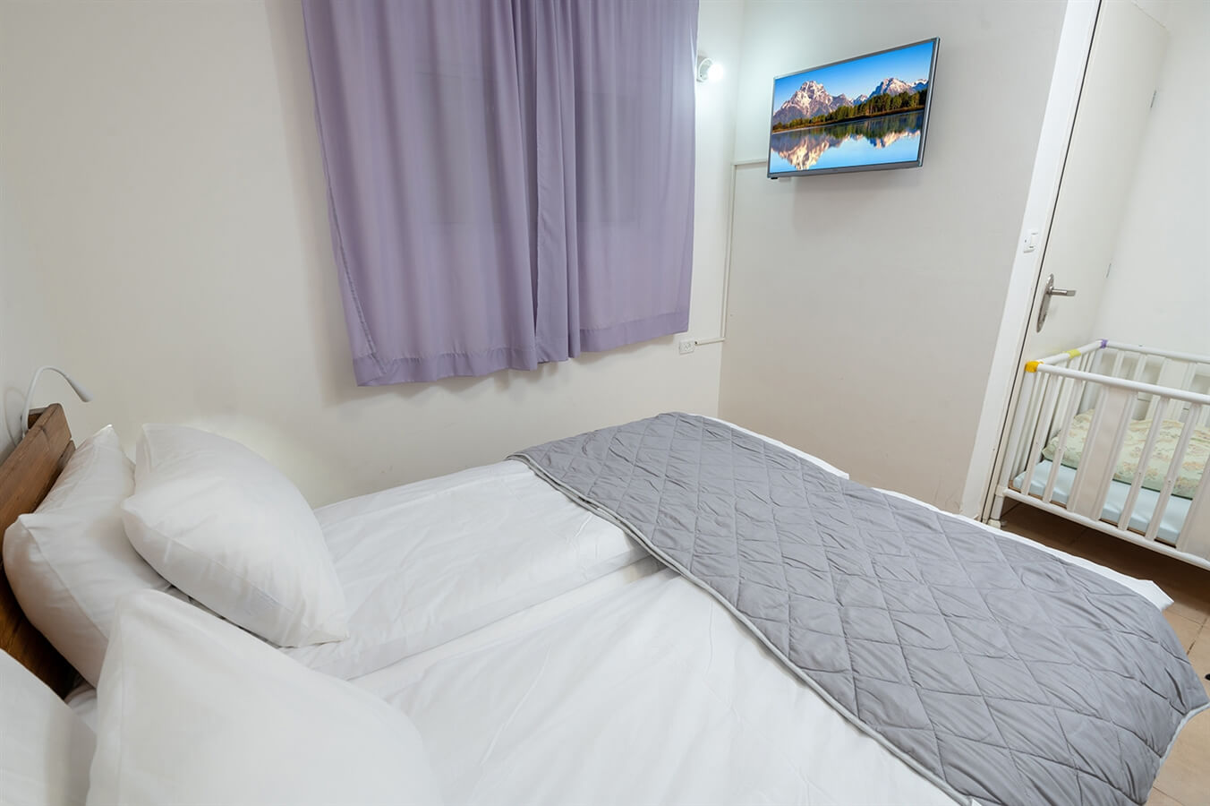 תמונה של מול הבוסתן - 8