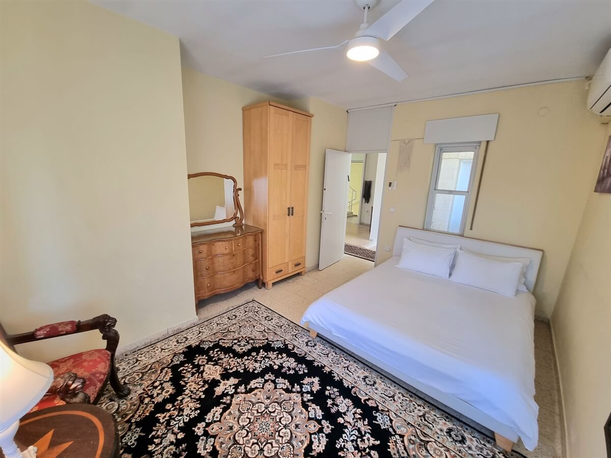 תמונה של סוויטה אקזקיוטיב - 6 תמונה של סוויטה אקזקיוטיב - 6