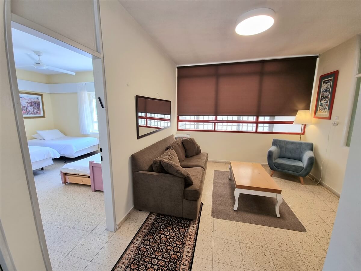 תמונה של סוויטה אקזקיוטיב - 3 תמונה של סוויטה אקזקיוטיב - 3